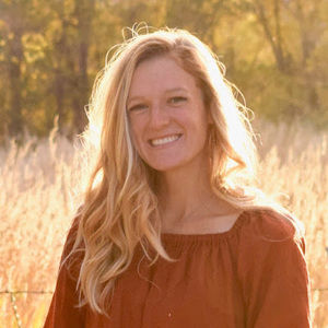 Meet your Posher, Chloe